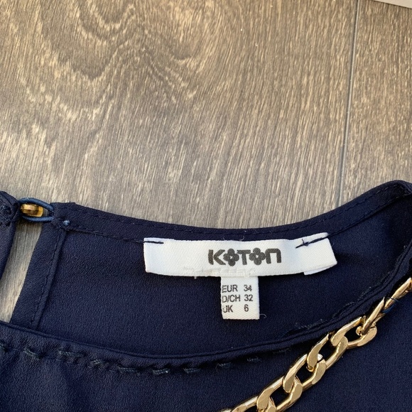 Koton Women’s Blouse Colorblock Gold Chain Short Sleeve Navy White Size 2 - Picture 9 of 12